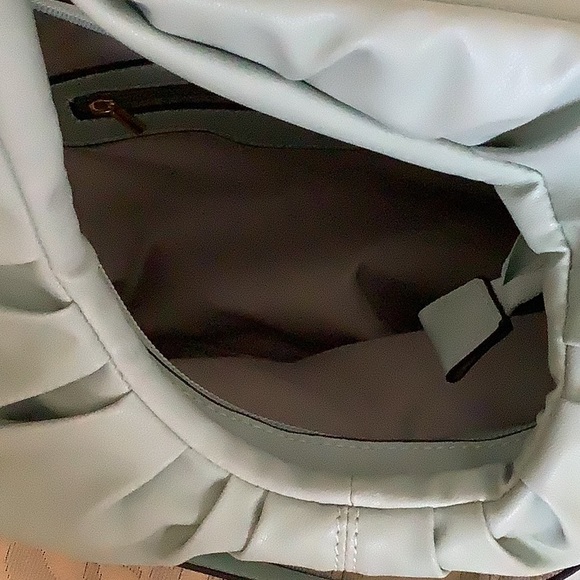 NWOT Purse 👜👜👜 - Picture 6 of 8